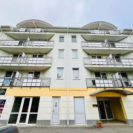 Apartahotel Gyoengy 4*