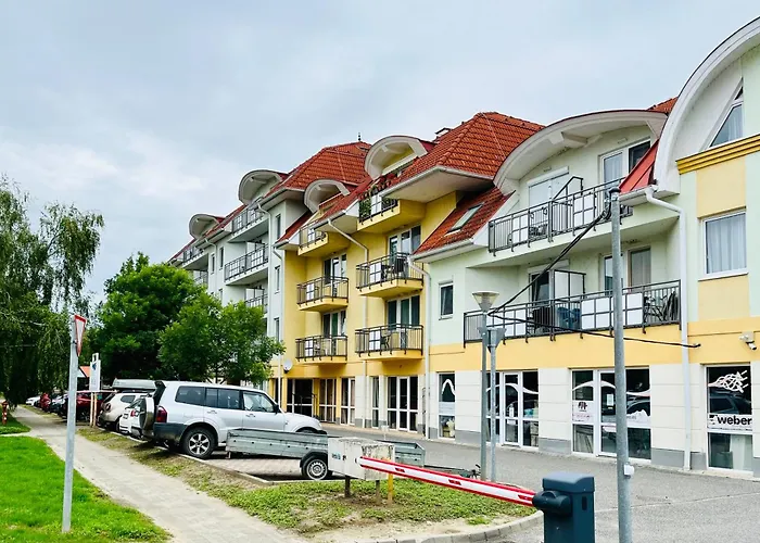 Gyoengy Apartahotel
